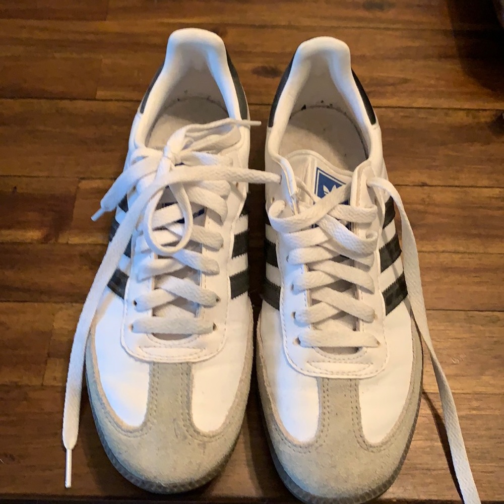 NWOT Adidas Sambas with Suede Trim